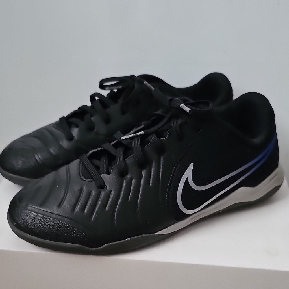YOUTH SNEAKERS